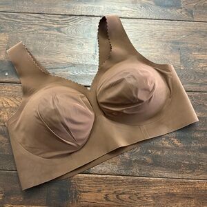 Wireless Scoop-Cup Comfort Bra in Chocolate Brown